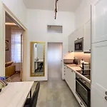 Frida Loft